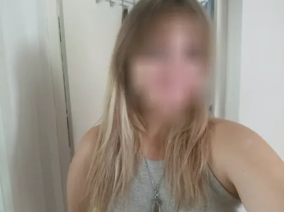 Ela, 20