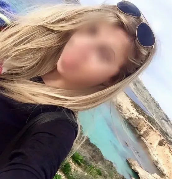 Elena, 34