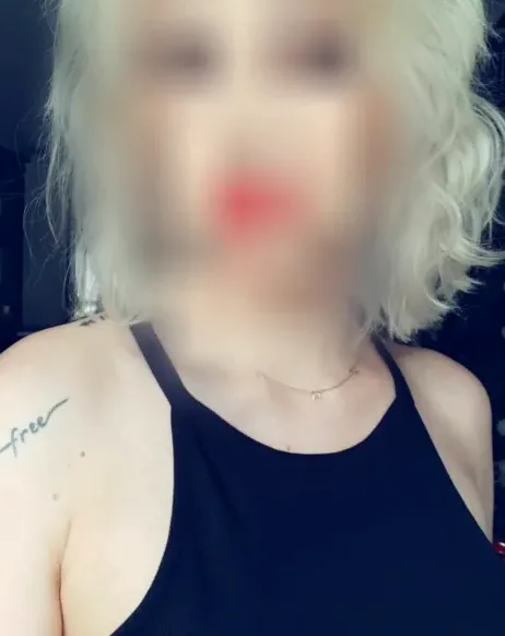 Fiona, 37