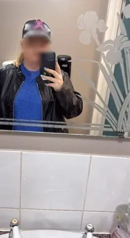 Katharina, 21