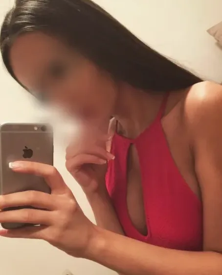 Lea, 29