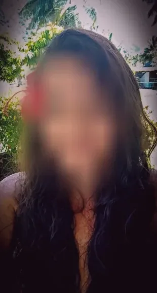 Merve, 40