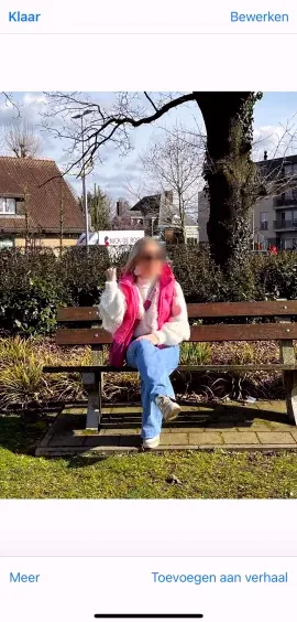 Nadine, 26
