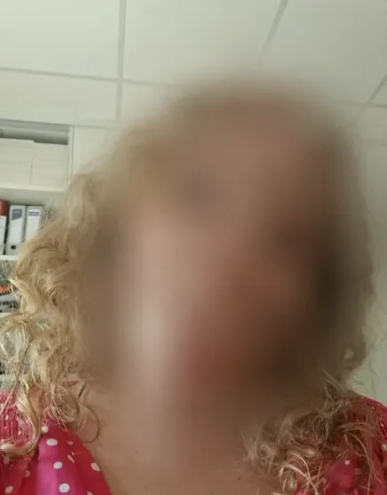 Sandra, 29