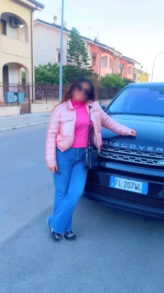Yvonne, 36